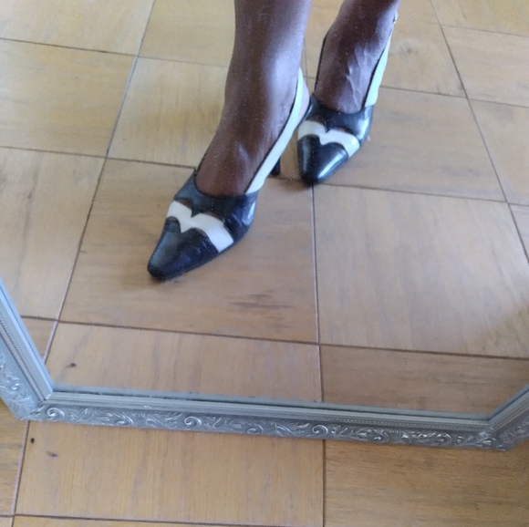 Giorgio Pacini Black & White soft leather shoes (Open to Private Offers) - Picture 3 of 11